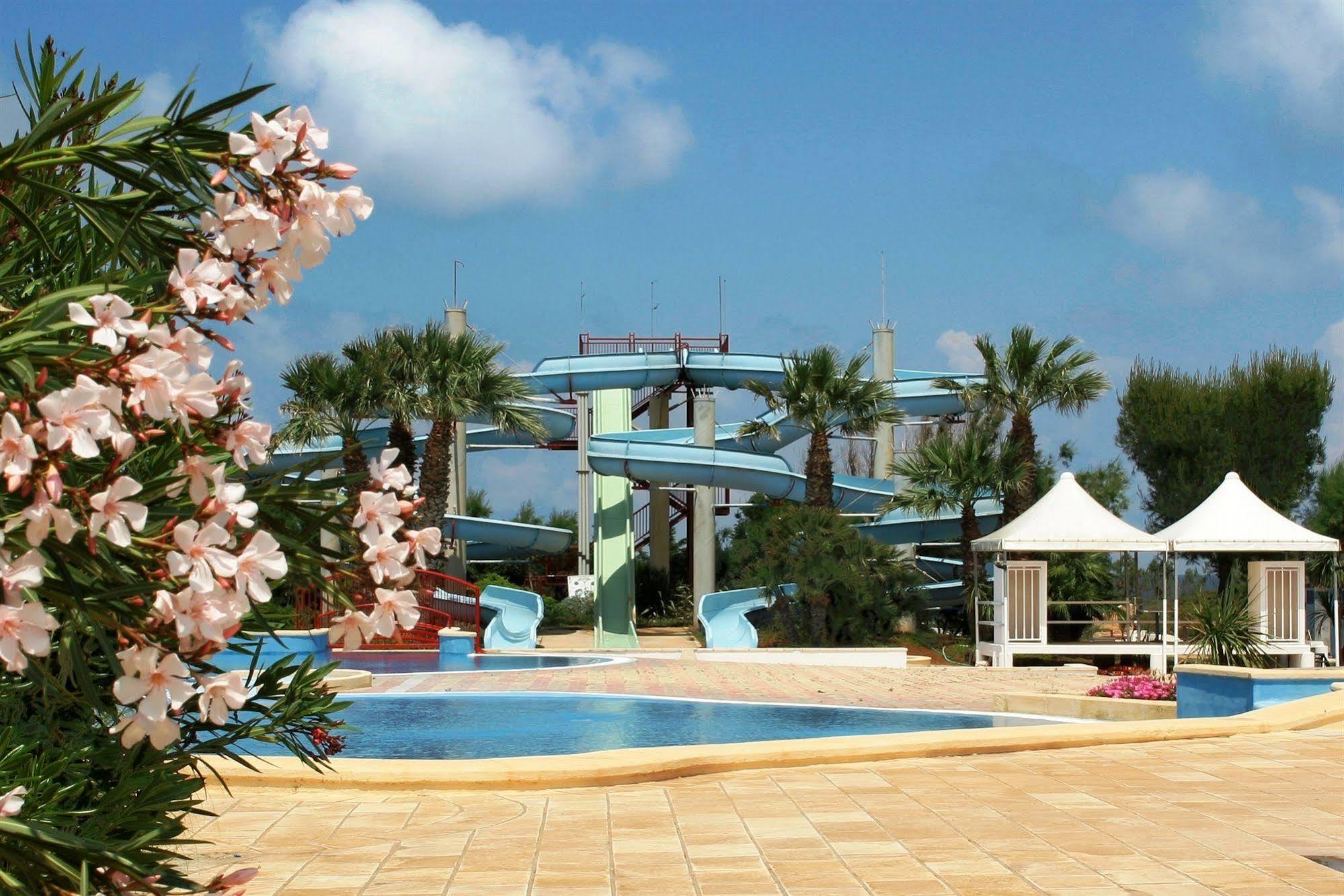 Camping Villaggio Lamaforca Torre Santa Sabina Ngoại thất bức ảnh
