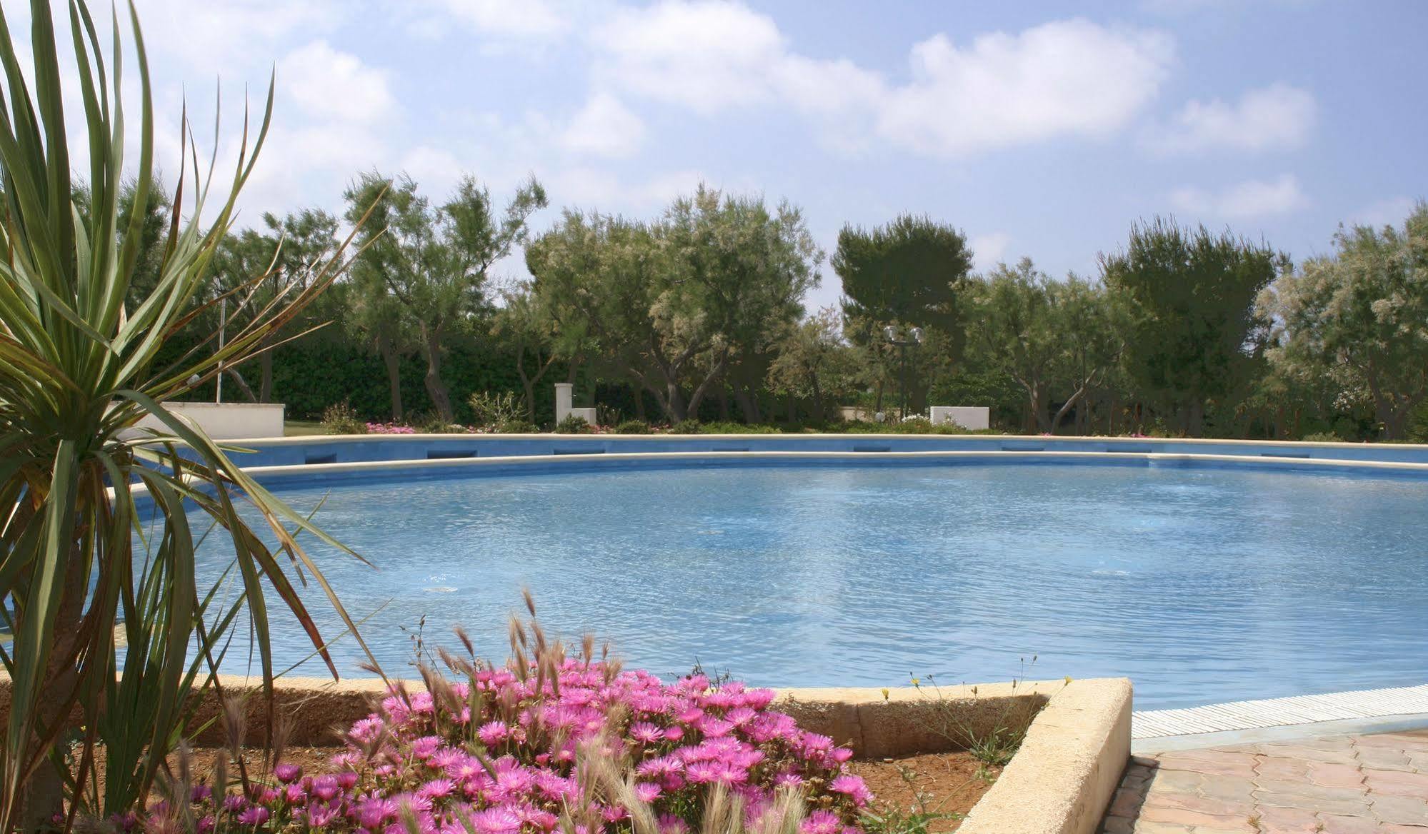 Camping Villaggio Lamaforca Torre Santa Sabina Ngoại thất bức ảnh