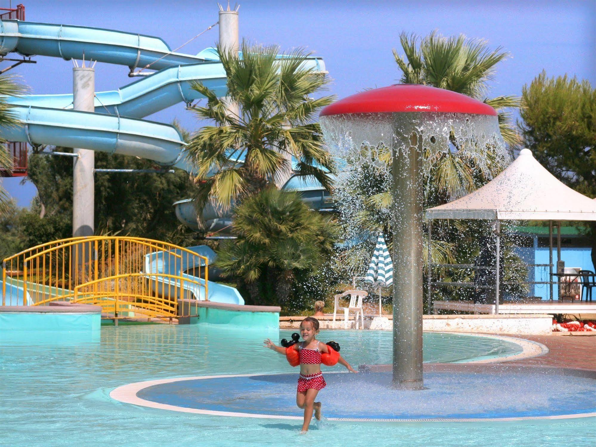 Camping Villaggio Lamaforca Torre Santa Sabina Ngoại thất bức ảnh